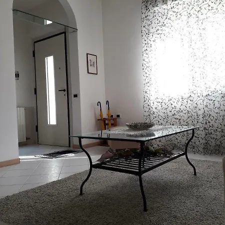 Funny Holidays In Luxury House *